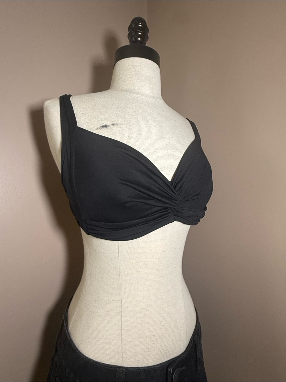 Lands' End Black Twist-Front Wireless Bra